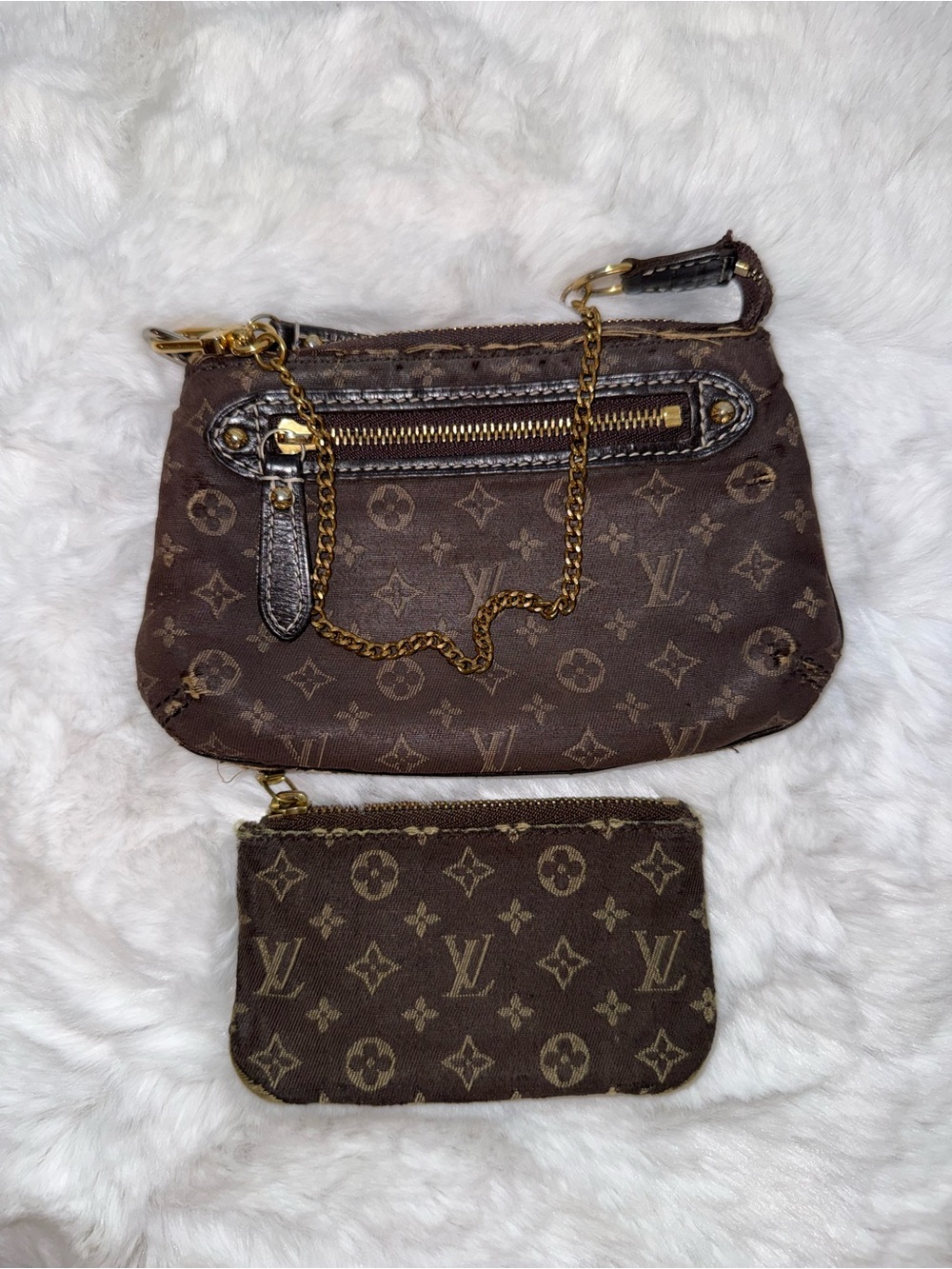Louis Vuitton Brown Monogram Canvas Mini Lin Pochette with Chain Wristlet - Picture 15 of 15
